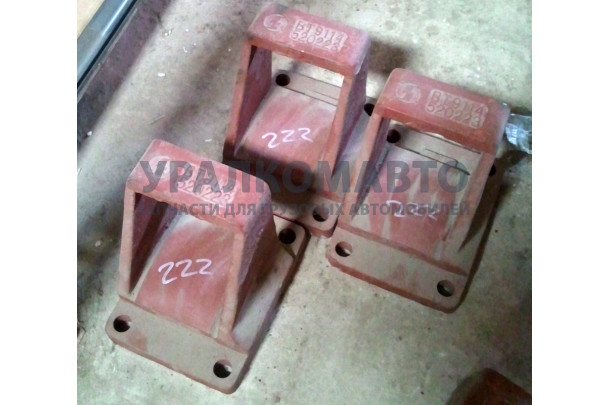 Кронштейн задней рессоры правый SHAANXI DZ9114520222